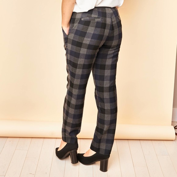 Uniqlo Navy Blue Plaid Smart Ankle Straight Leg Pants - Picture 2 of 2